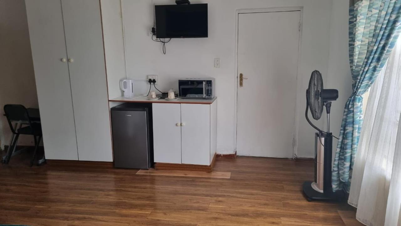 Epic Den Lodge Phuthaditjhaba Εξωτερικό φωτογραφία